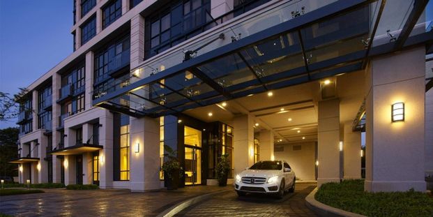 Roehampton - Photo 1