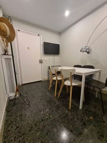 Carrer de Baldoví, Valencia, Valencian Community 46002 - Photo 2