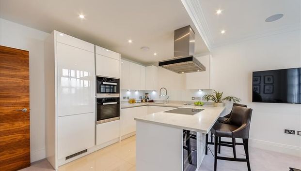 2 bedroom apartment to rent - Photo 1