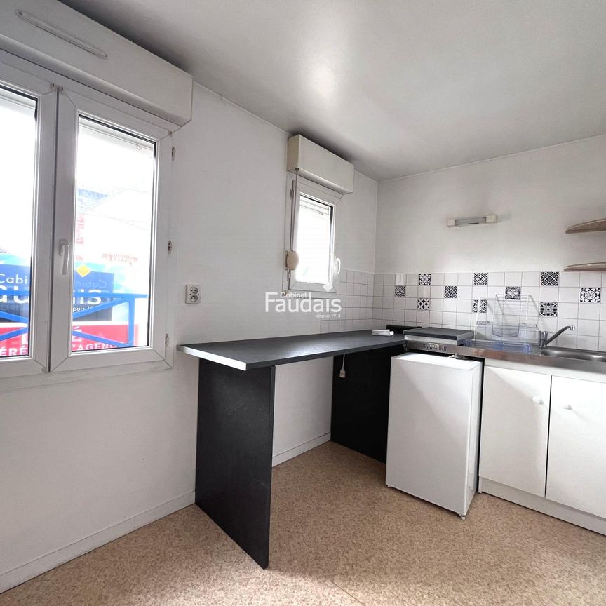 Location Appartement 2 pièces 40m² ST LO 50000 - Photo 1
