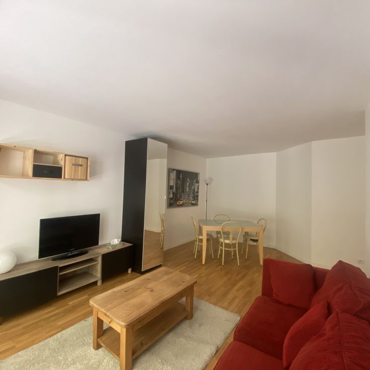 3 PIECES MEUBLE AVEC GRAND BALCON - Photo 1