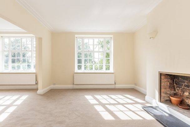 3 bedroom apartment to rent - Photo 1