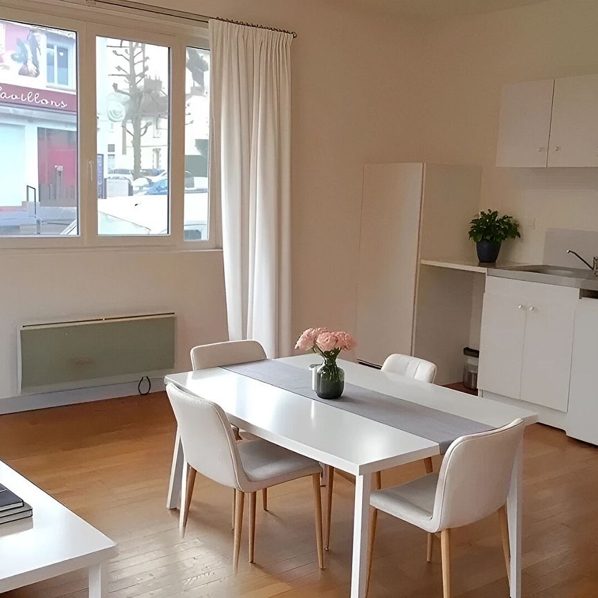 A LOUER - Appartement 2 pièces TERRASSE, CAVE ET STATIONNEMENT, de 37.06 m² - Photo 1