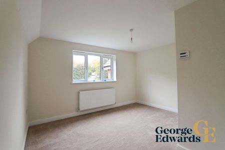 2 bedroom semi-detached house to rent - Photo 2