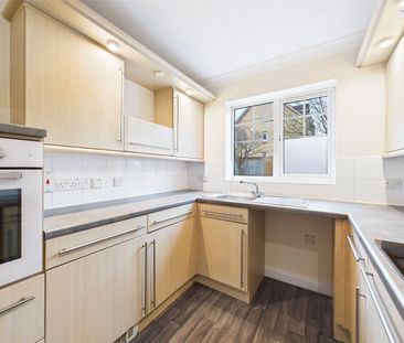 Pinkers Mead, Emersons Green, Bristol, BS16 - Photo 4