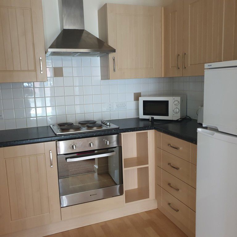 Caister Hall Apartment 22 - Photo 1