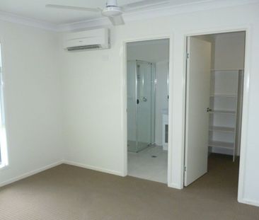 96 Oldmill Drive, Beaconsfield - Photo 2