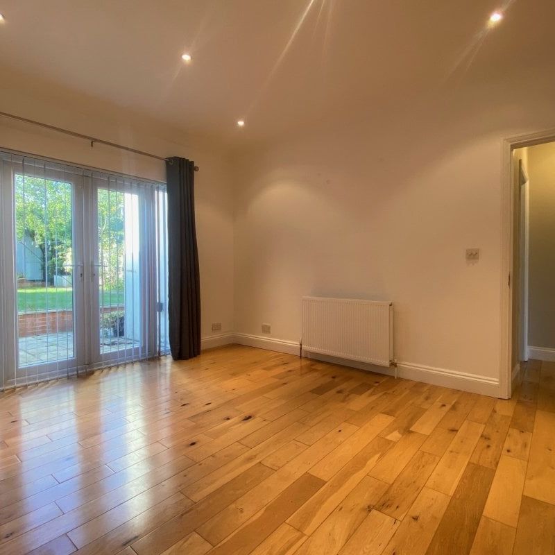 London Road, Hemel Hempstead - Photo 1