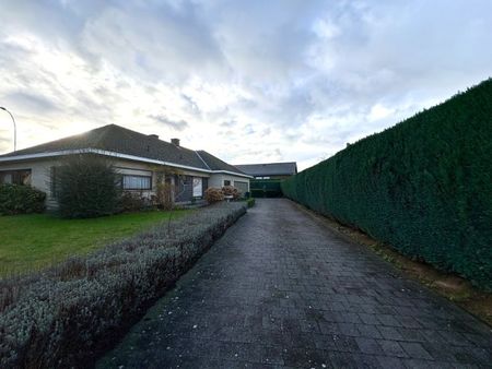 BUNGALOW MET 2 SLAAPKAMERS, TUIN EN DUBBELE GARAGE - Foto 5