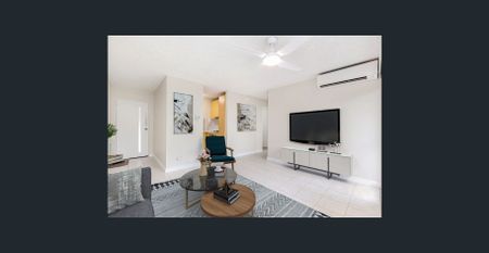 Recently Renovated Apartment in Prime Location - Photo 3