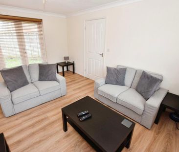 3 bedroom semi-detached house to rent - Photo 2