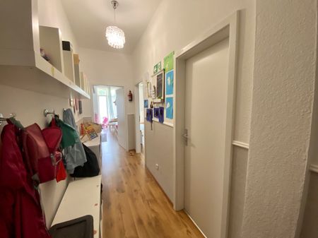 Gemütliches Wohnen mit Charme: 2-Raum-Wohnung in Magdeburg mit Terrasse! - Photo 4