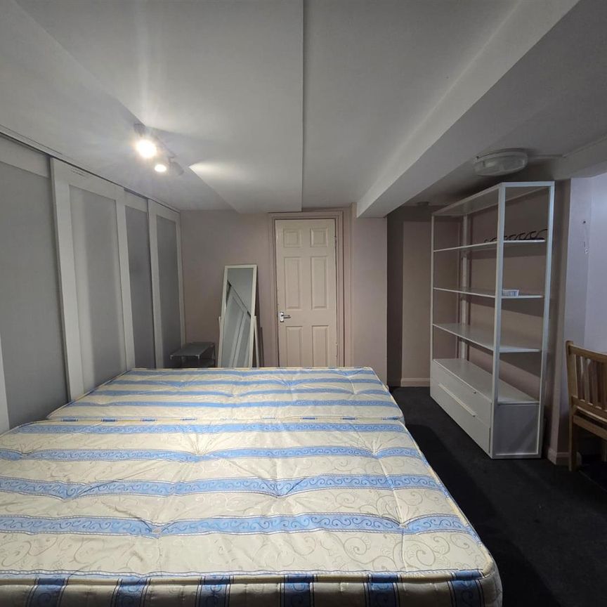 Forburg Road, London N16 - Photo 1