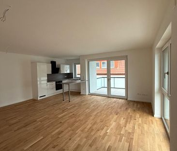 Erstbezug! 3-Zimmer-Wohnung mit 94 m², Balkon & individueller Einba... - Photo 2