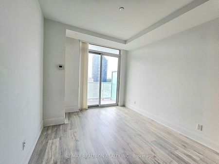 For Lease - 101 Erskine Avenue Unit# 1513, Toronto, Ontario - Photo 4