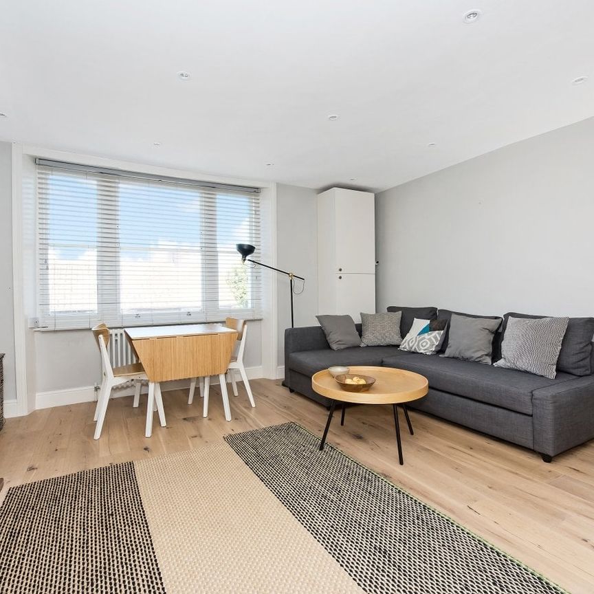 Campshill Road - Photo 1