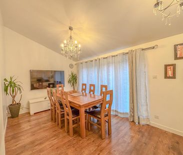 4 bedroom semi-detached house to rent - Photo 5