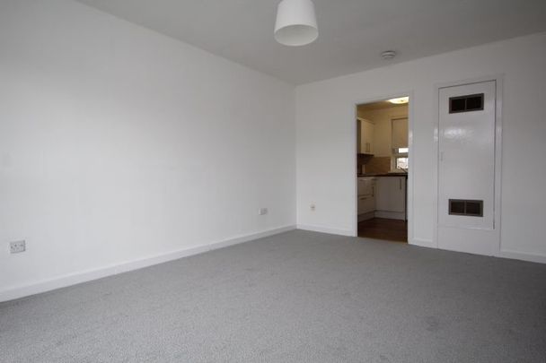 1 Bed Flat, Burnbank Terrace, G20 - Photo 1
