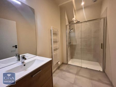 Location Appartement 3 pièces 65m² LAVAL 53000 - Photo 4