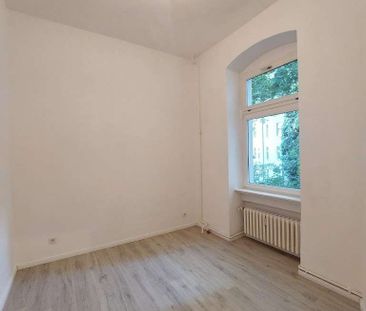 Individuell geschnittene 2-Zimmer-Wohnung mit Balkon steht zur Vermietung! - Foto 4