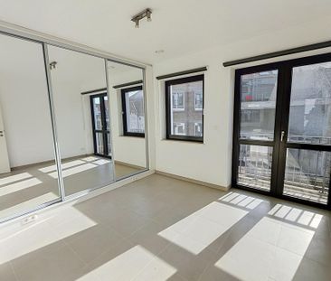 SAINTE-CATHERINE – APPARTEMENT 2 CHAMBRES – TERRASSE – CAVE – PARKI... - Photo 5