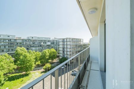 Rental Apartment Bordeaux Saint-Jean - Photo 3