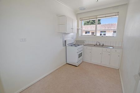 11/30 Ross Street, Northcote VIC 3070 - Photo 5