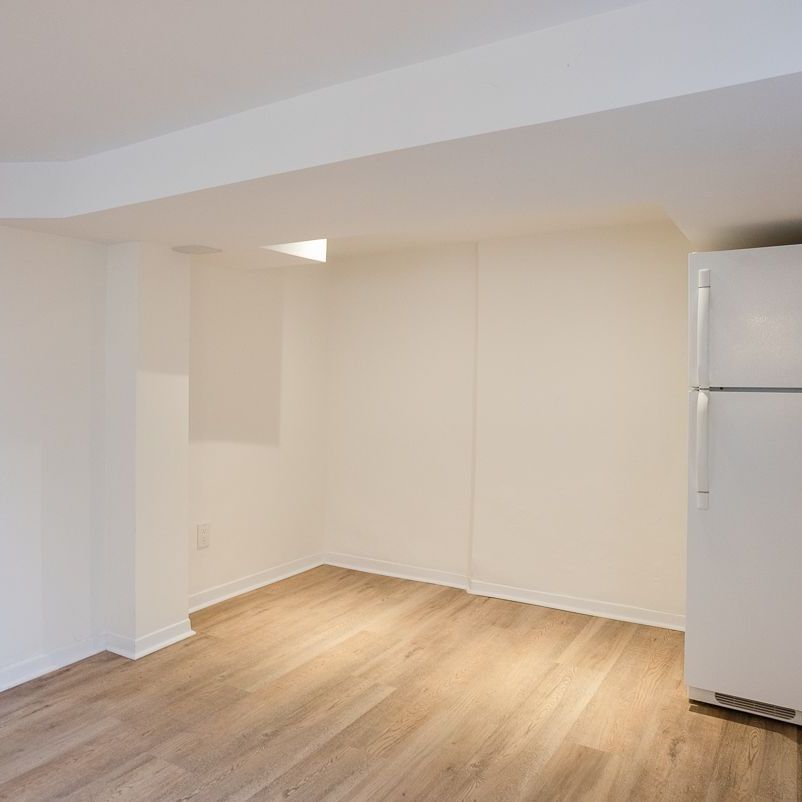 For Lease - 821 Gladstone Avenue Unit# Lower, Toronto, Ontario - Photo 1