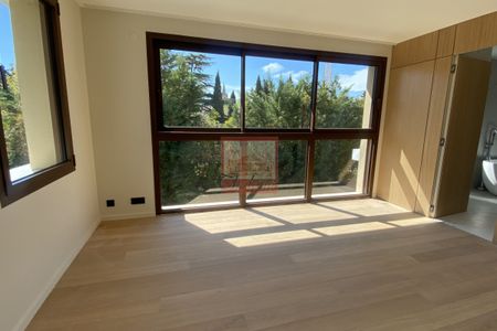 AIX EN PROVENCE CENTRE - MAISON DE VILLE - Photo 4