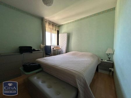 Location Appartement 2 pièces 49m² BRIVE LA GAILLARDE 19100 - Photo 3
