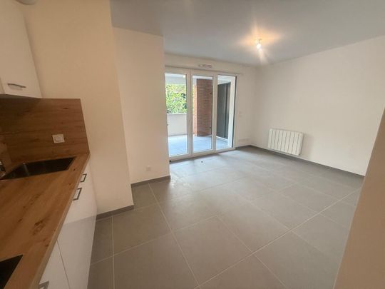 location Appartement A DE 39.46m² À TOULOUSE - Photo 1