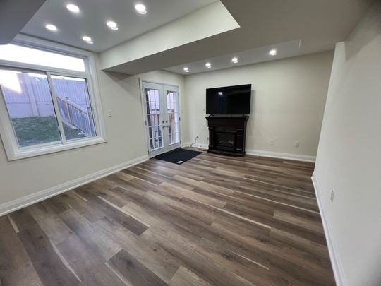 For Lease - 32 Gulfbrook Circle Unit# Bsmt, Brampton, Ontario - Photo 1