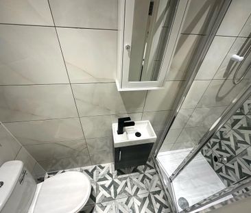 1 bedroom house of multiple occupation to rent - Photo 5