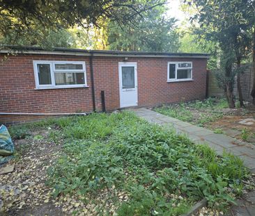1 Bed Flat, Stoneygate Avenue, LE2 - Photo 4