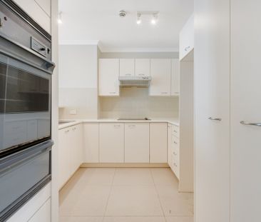 BEACHSIDE APARTMENT - RAINBOW BAY - Photo 5