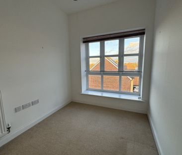 Stadium Approach - Photo 2