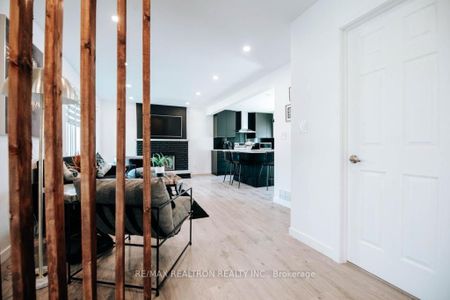 For Lease - 31 Goodman Crescent, Vaughan, Ontario - Photo 5