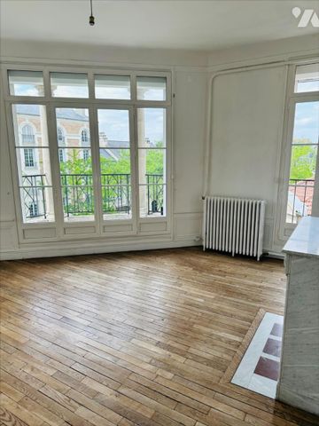 REIMS - Appartement de type 5 - Cours LANGLET - - Photo 5