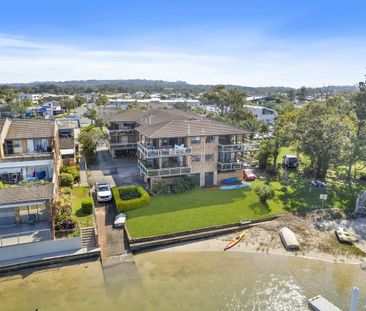 Waterfront Unit in Mooloolaba - Photo 4