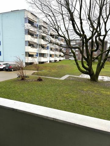 Ihre wundervolle neue Wohnung - in ruhigem Quartier mit hellen Räumen, sonnigem Balkon, Spielplatz - Photo 4