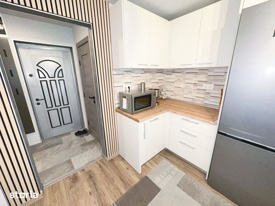 apartament de închiriat , zona centrală Tarnaveni - Photo 1