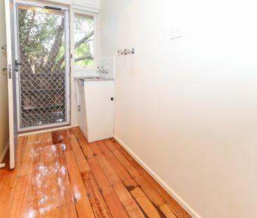 Perfectly Positioned Two Bedroom Home Surrounded by Beautiful Gardens! - Photo 5