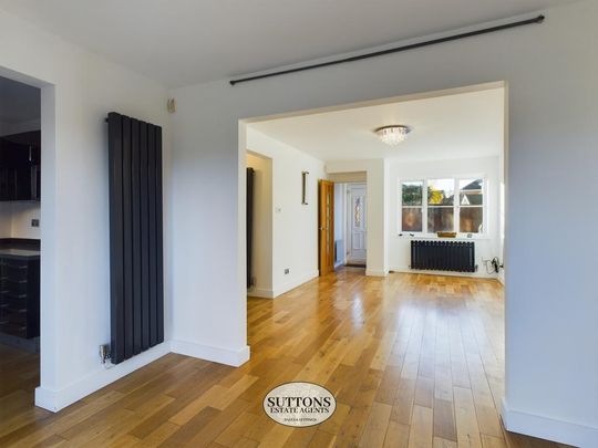 3 bedroom detached house to rent - Photo 1