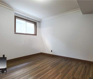 2325 St. Johns Street, Port Moody (1 bed + den, 1 bath) - Photo 4