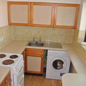 Studio to rent - Photo 2