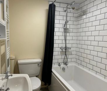 2 bedroom cottage to rent - Photo 6