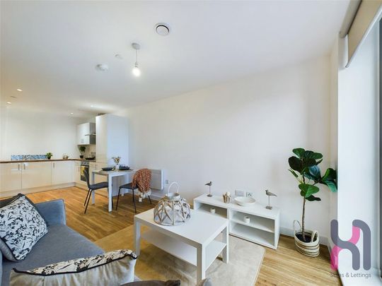 1 bedroom flat to rent - Photo 1
