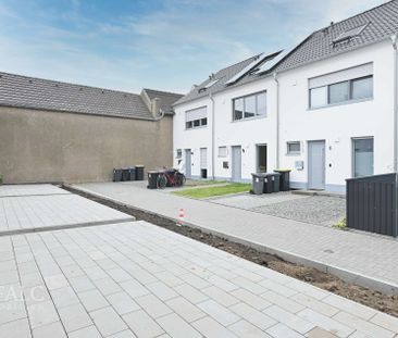 Erstbezug! Neubau Haus in Hürth-Stotzheim! - Photo 1