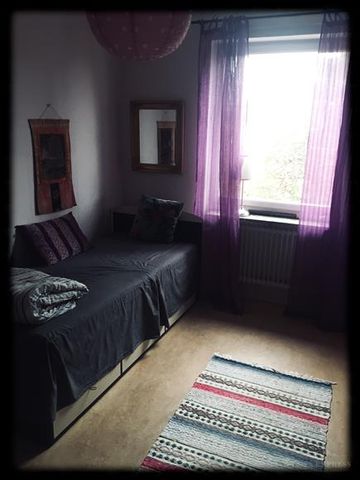 Bandhagen - 1rok - tillsv - 5.175kr/mån - Photo 3