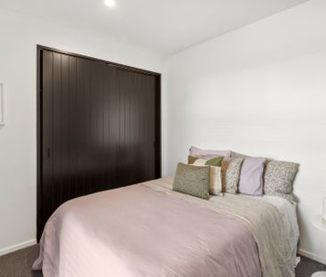 Luxurious Living - Photo 6